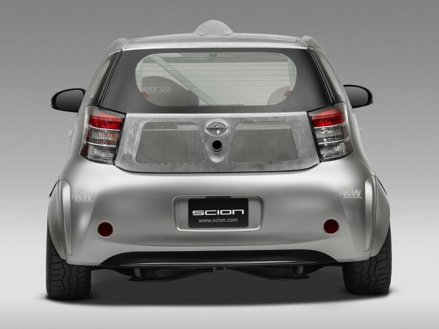  Toyota iQ by Tatsu 2011 года  (фото 7 из 10)